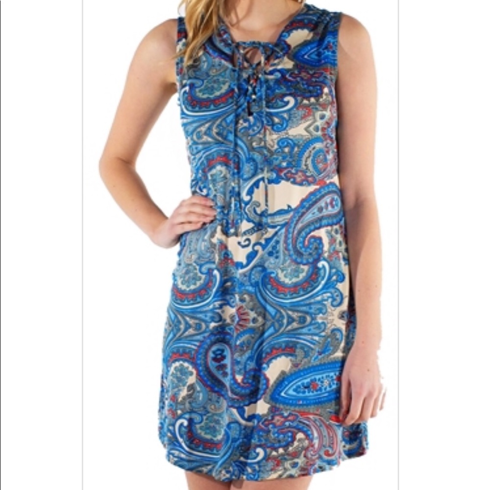 Sleeveless Lace-up Shift Dress